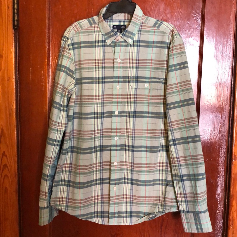 Light weight plaid shirt